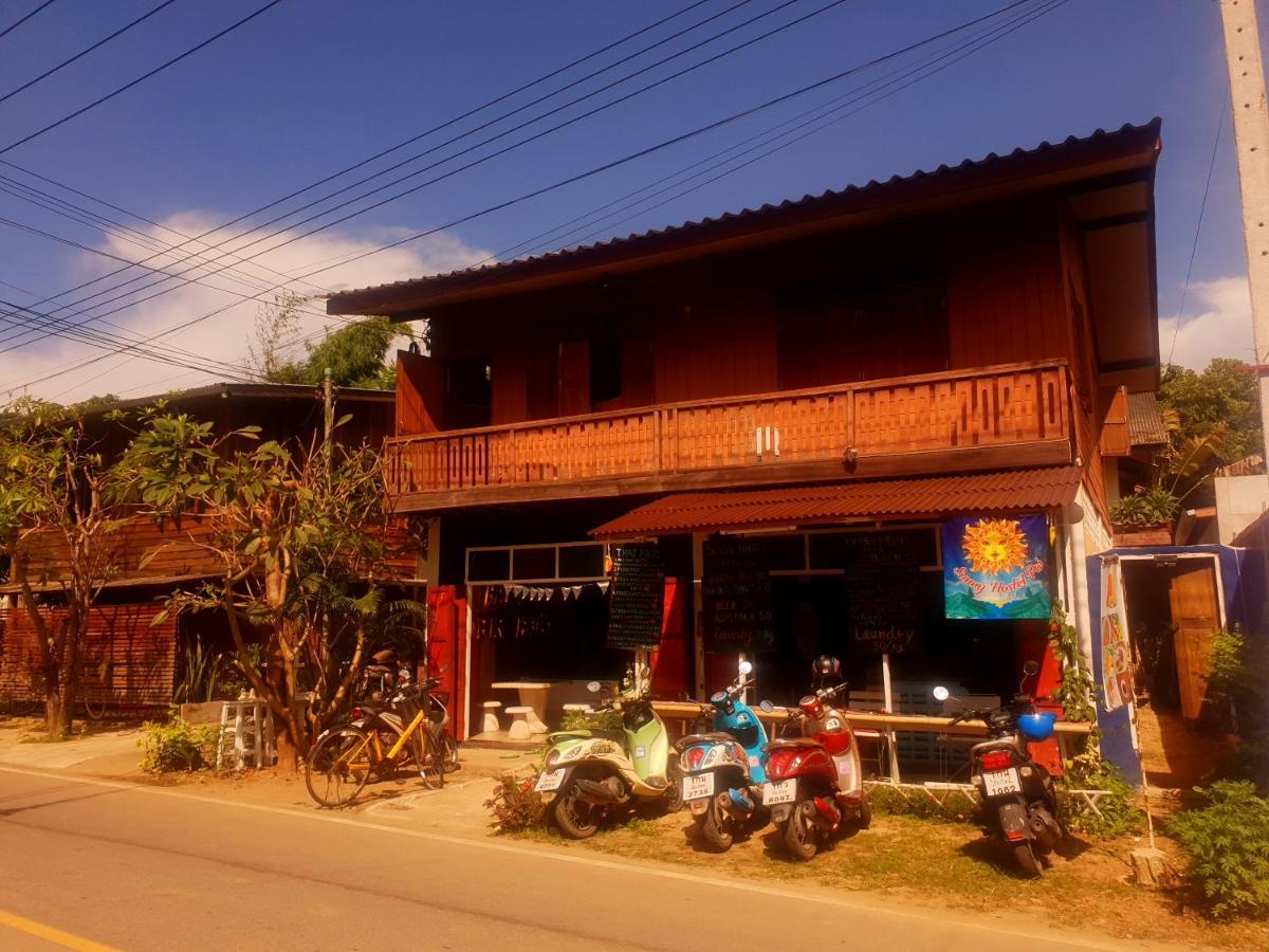 Sunny Hostel Pai Exterior foto